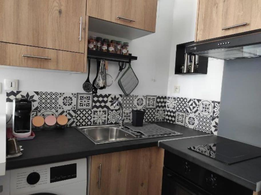 Ferienwohnung Fadil Valenciennes Exterior foto